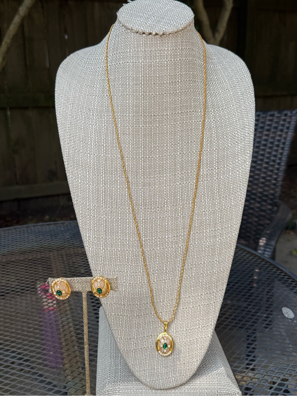 Vintage Signed Joan Rivers Gold Tone Locket Necklace & Earring Set